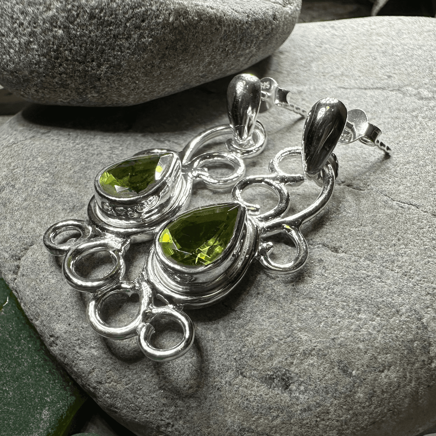 Ariadne Celtic Knot Earrings - Peridot