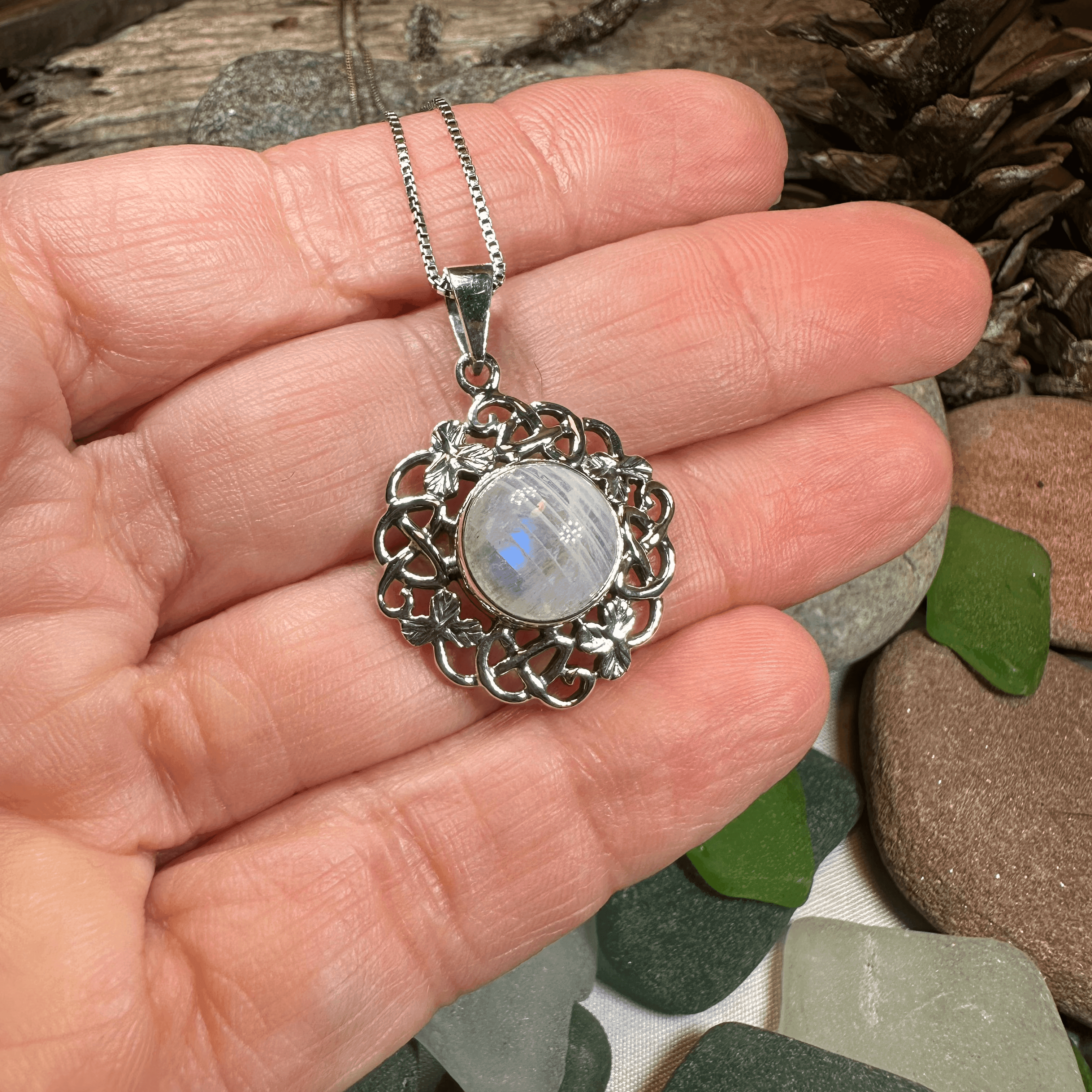 Elana Shamrock Moonstone Necklace - 18