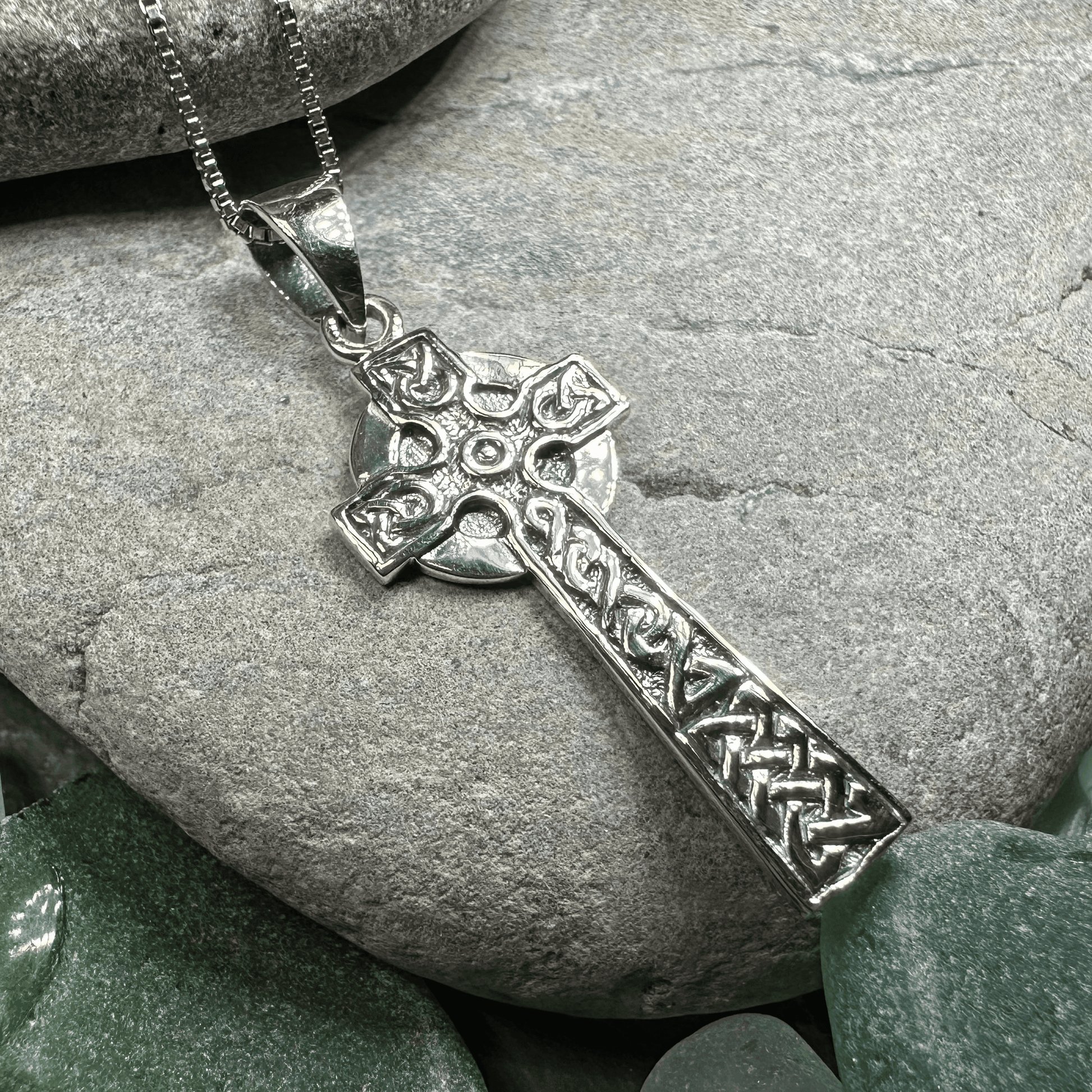 Simplicity Celtic Cross Necklace - 18