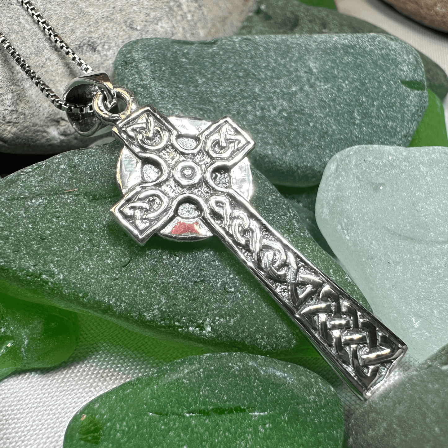 Simplicity Celtic Cross Necklace - 18
