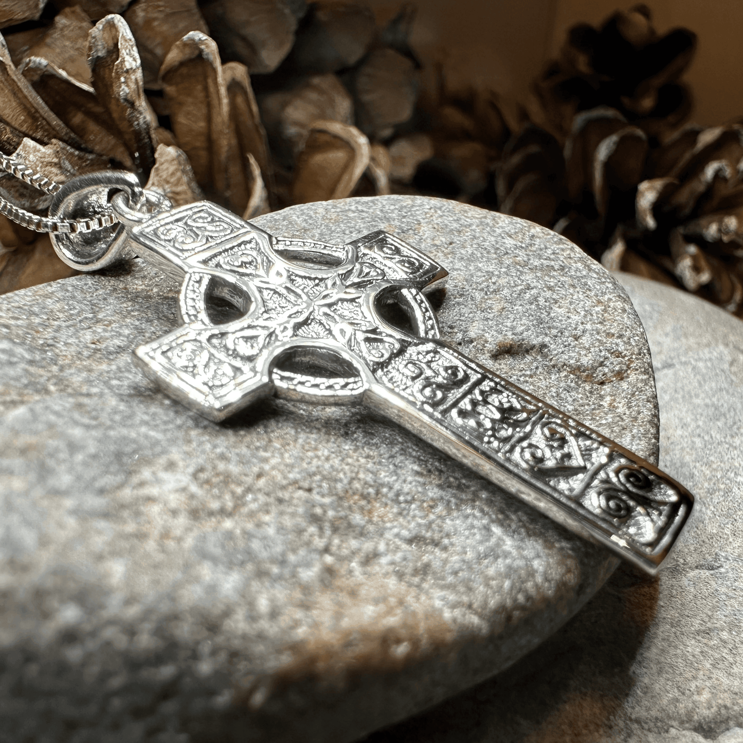 Columba Celtic Cross Necklace - 18
