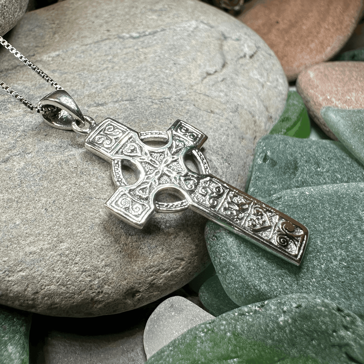 Columba Celtic Cross Necklace - 18