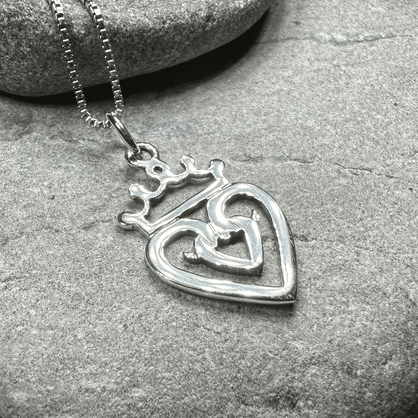 Highland Heart Luckenbooth Necklace - 18
