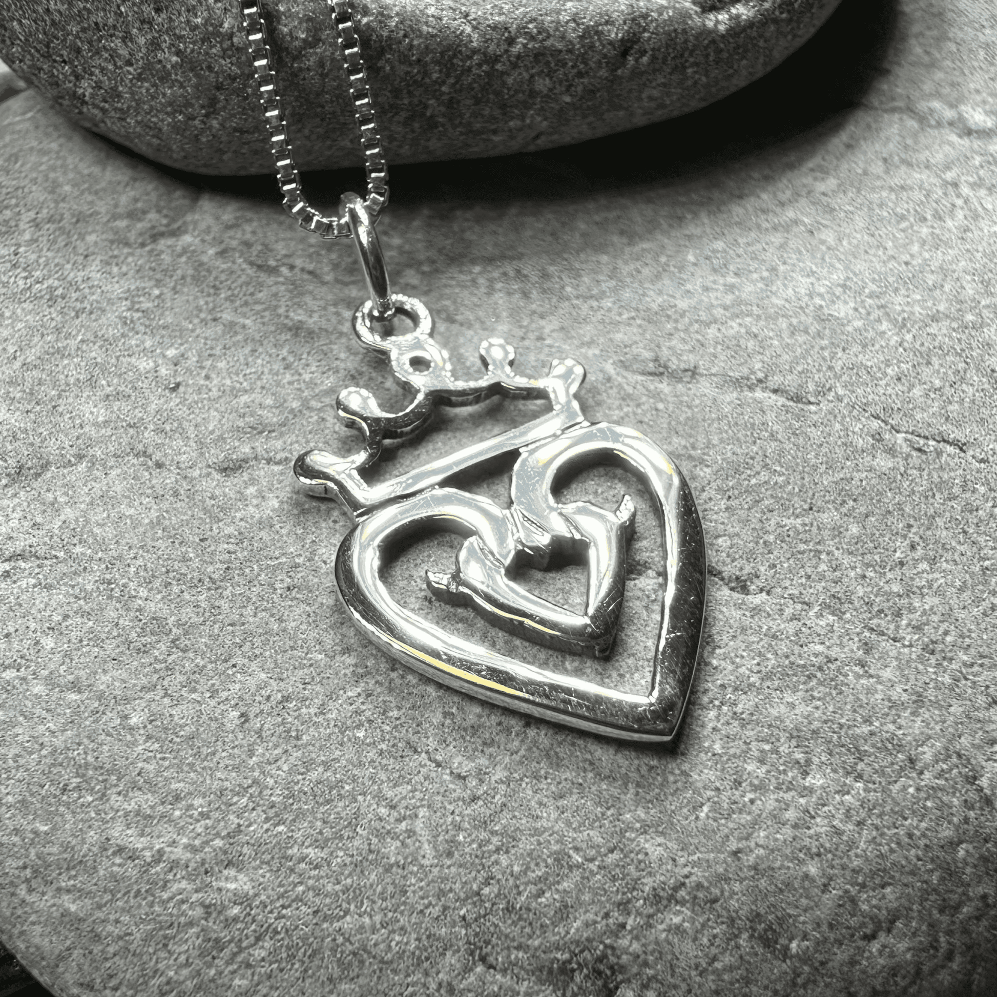 Highland Heart Luckenbooth Necklace - 18