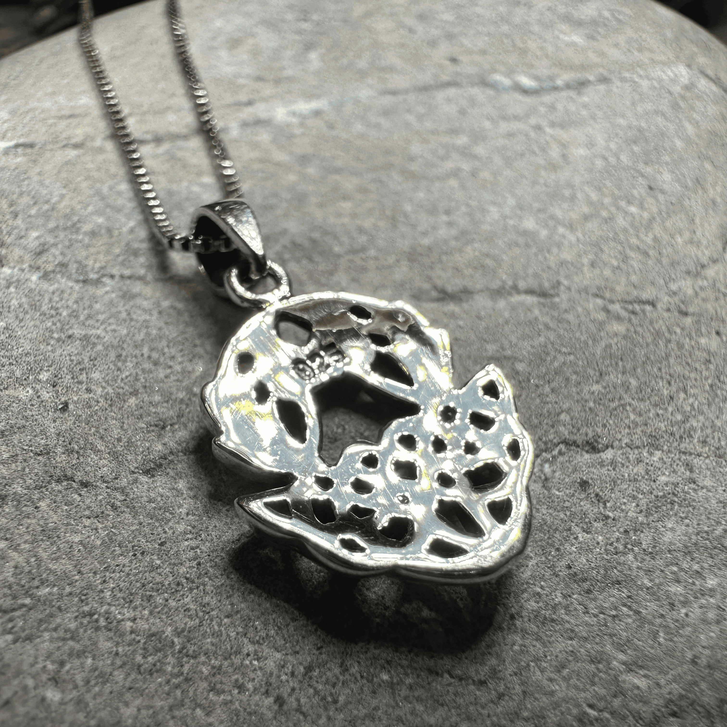 Holyrood Thistle Necklace - 18