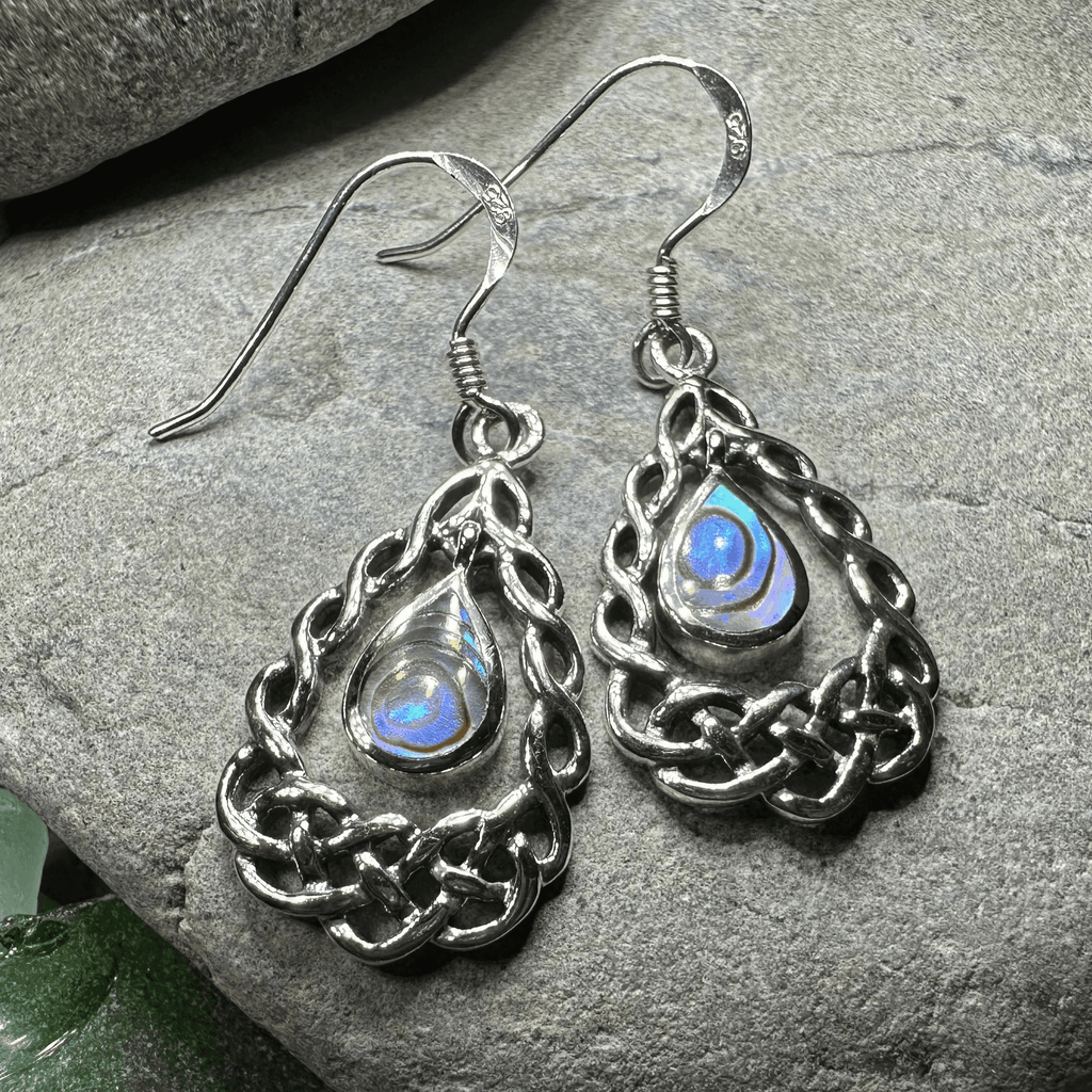 Lucretia Celtic Knot Earrings - Mother of pearl