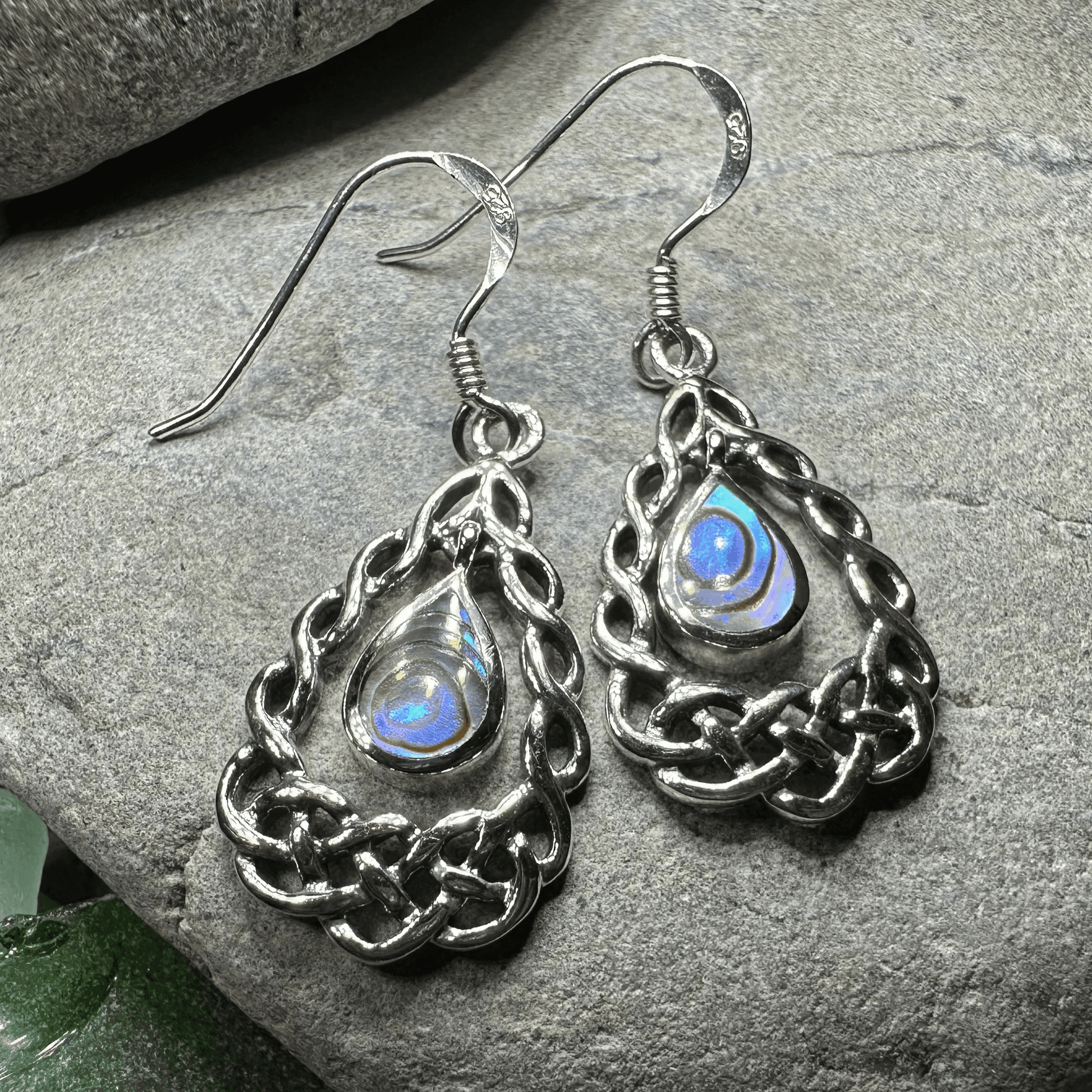 Lucretia Celtic Knot Earrings - Mother of pearl