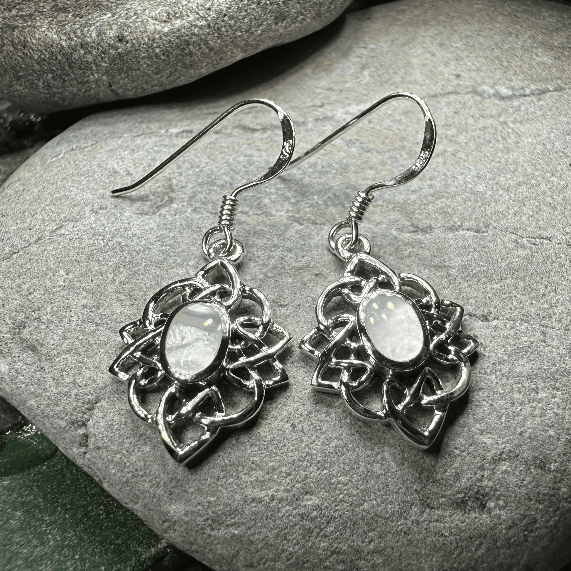 Sybil Celtic Knot Earrings - 