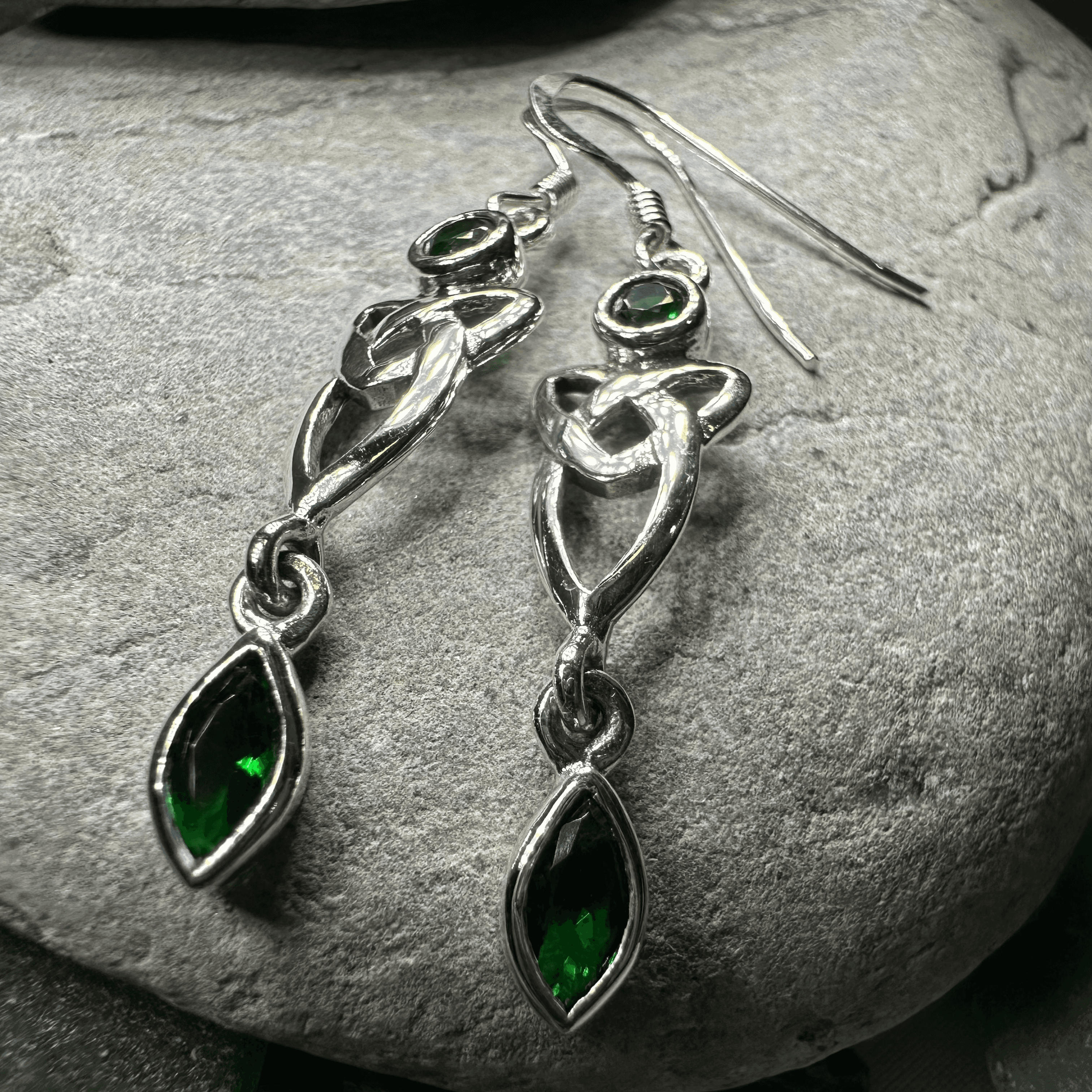 Holyrood Celtic Knot Earrings - Garnet