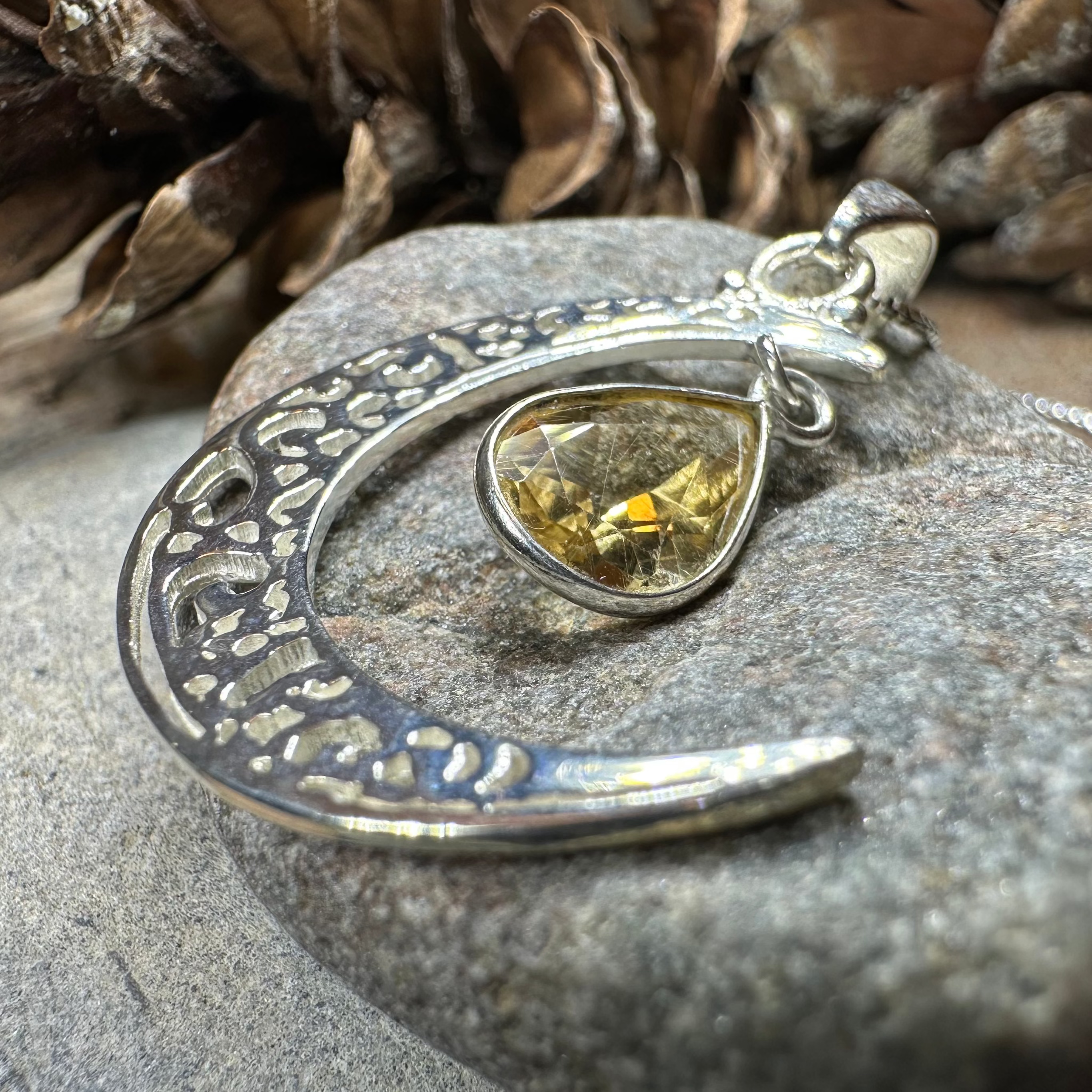 Riana Moon Necklace