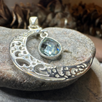 Riana Moon Necklace