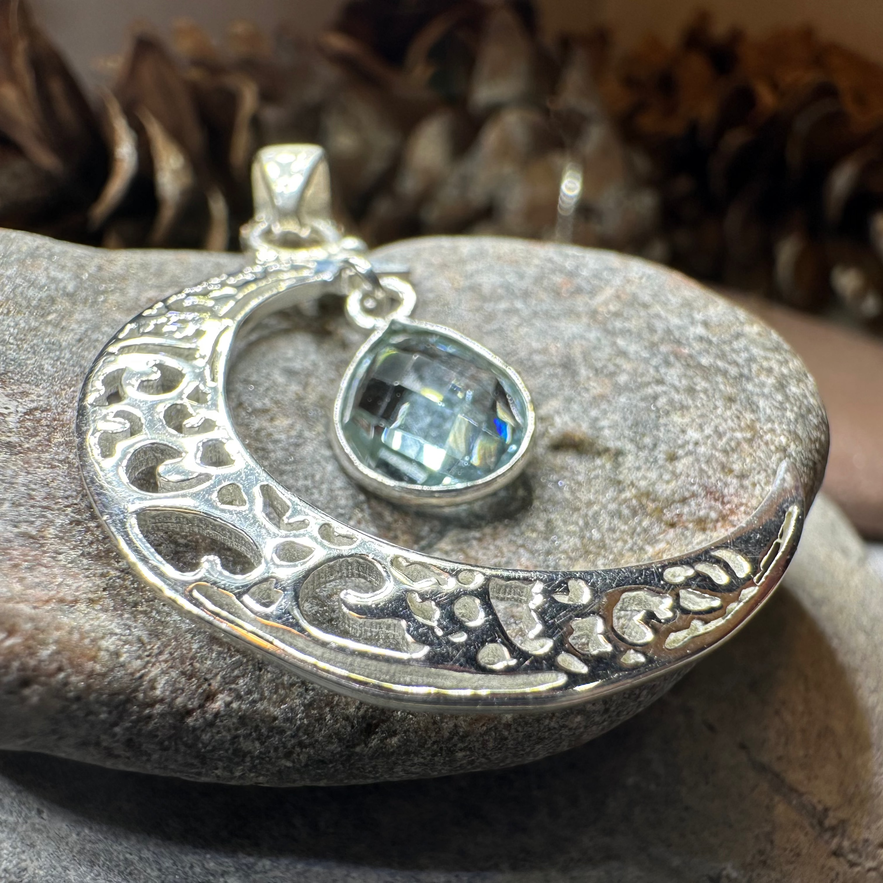 Riana Moon Necklace