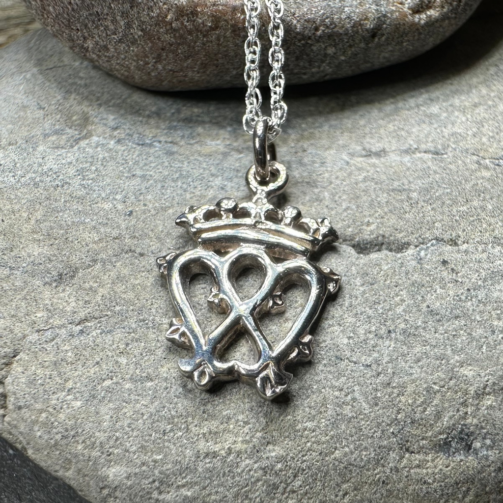 Petite Luckenbooth Necklace