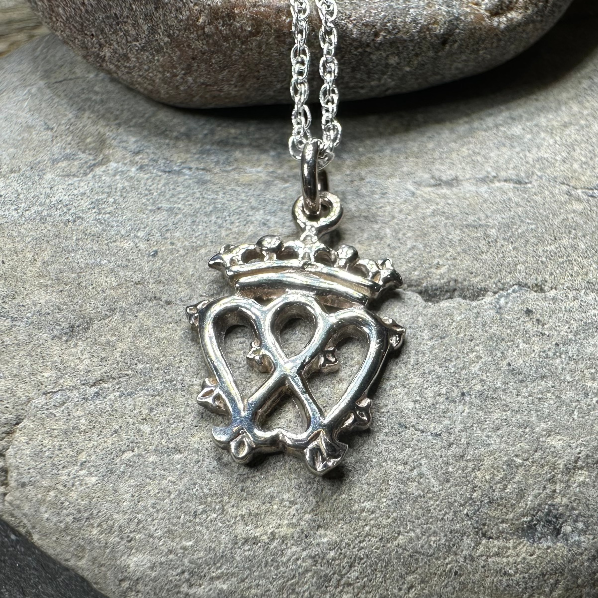 Petite Luckenbooth Necklace