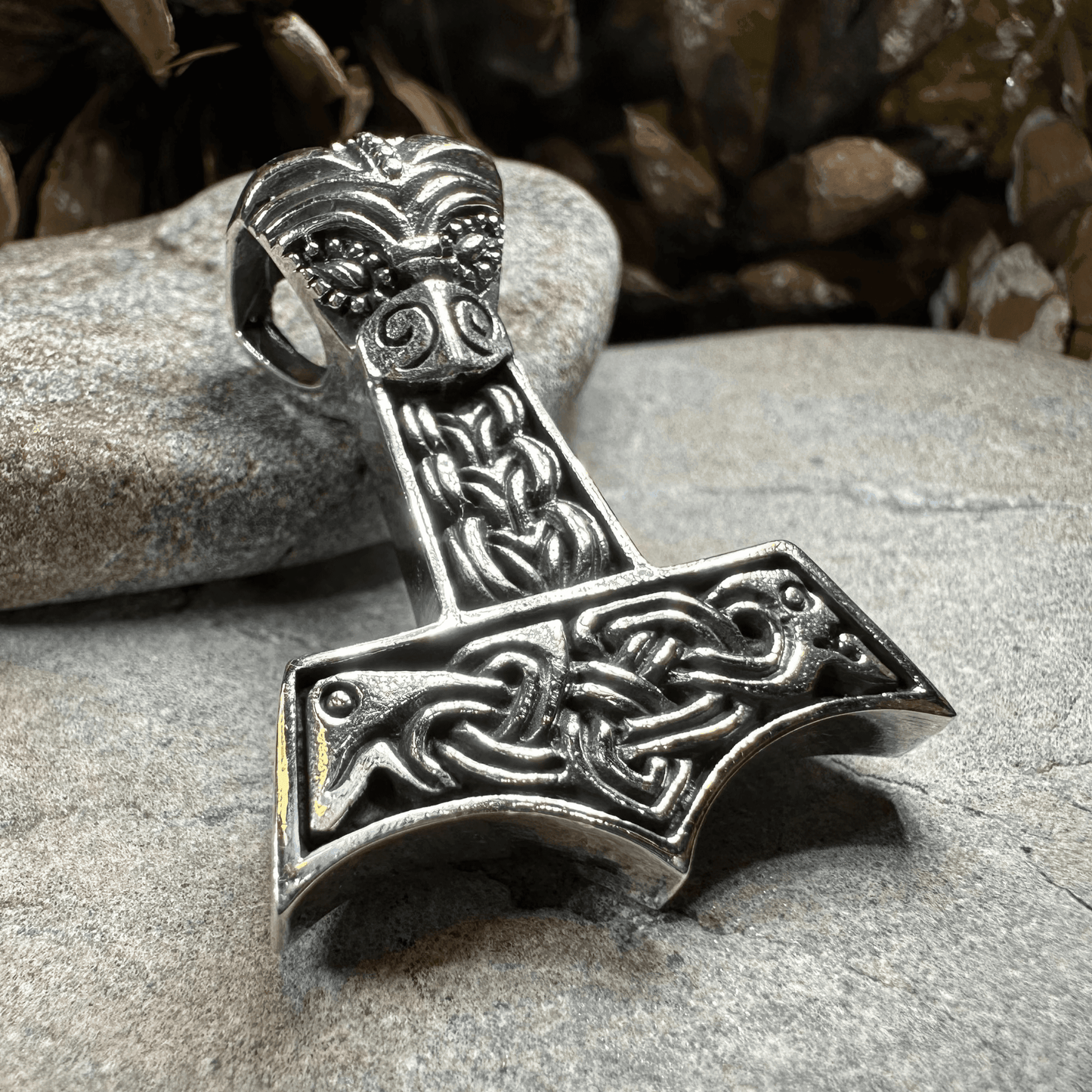Idun Thor's Hammer Necklace - 18