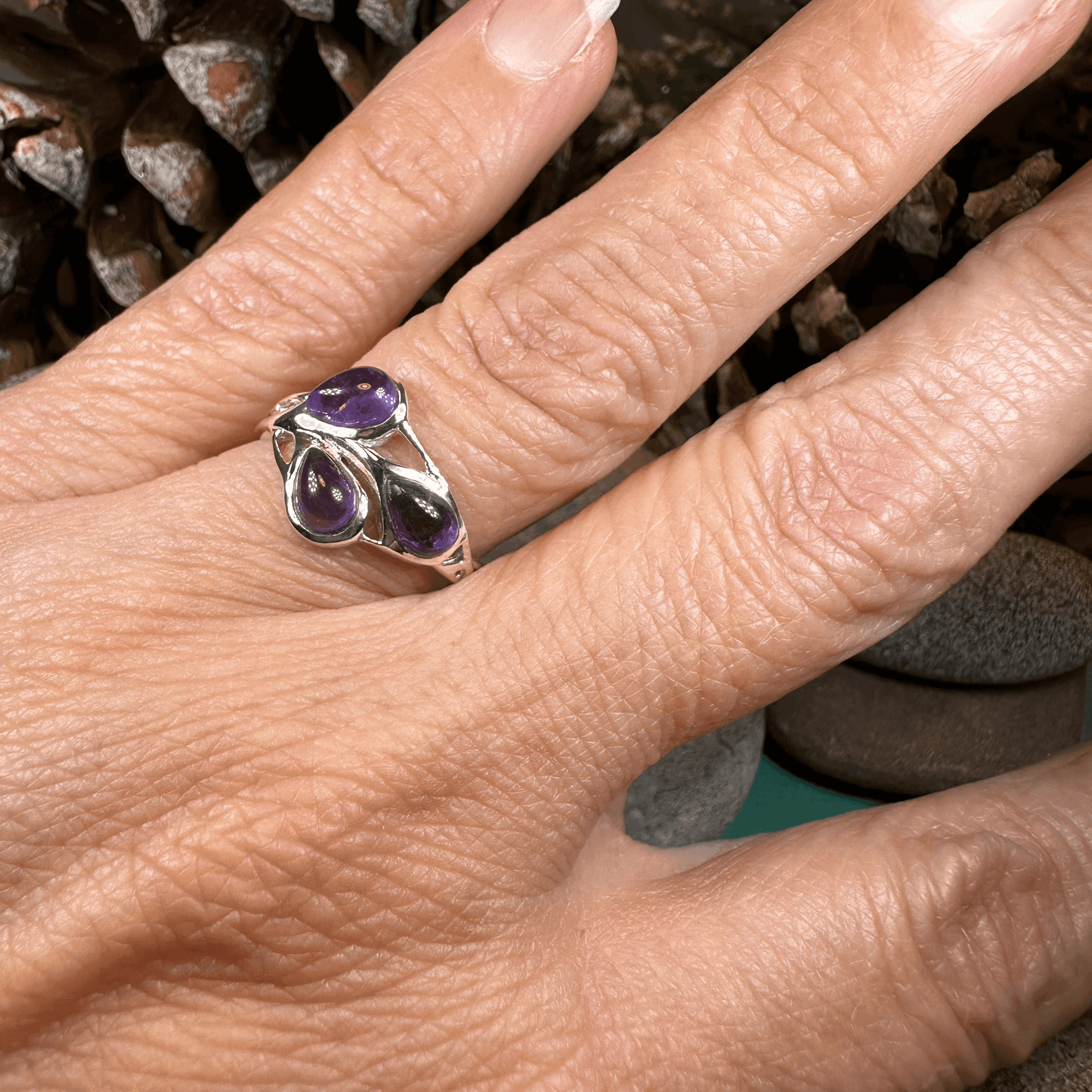 Celtic Love Knot Ring - 5 / Amethyst