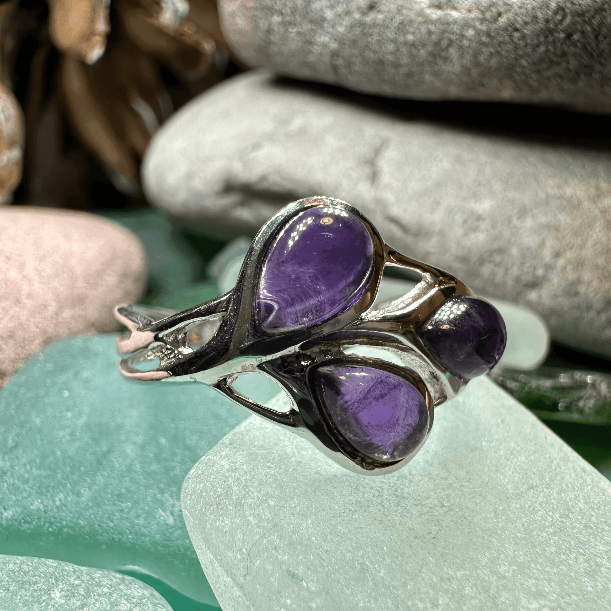 Celtic Love Knot Ring - 5 / Amethyst