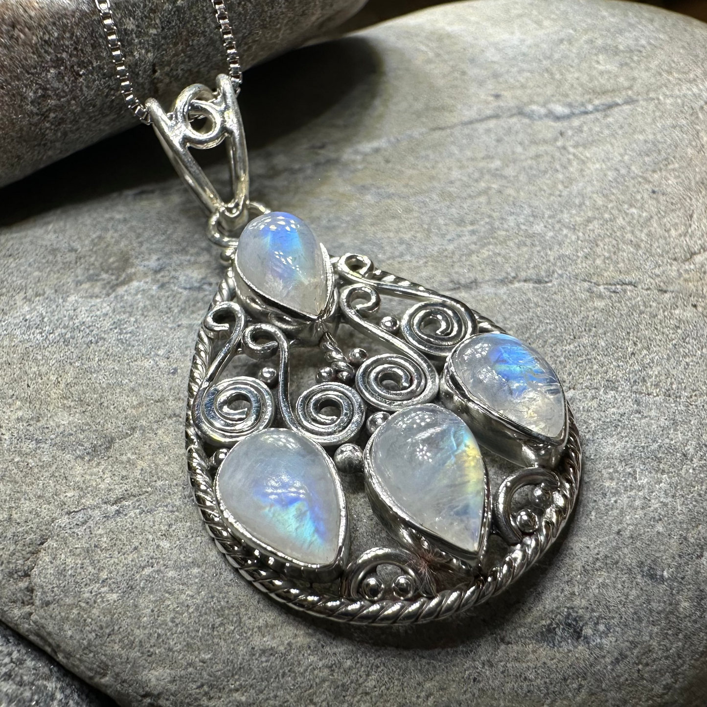 Sechnall Celtic Spiral Necklace