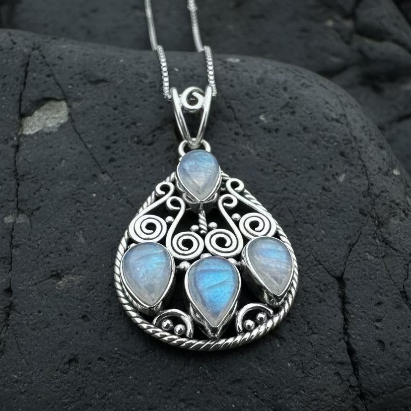 Sechnall Celtic Spiral Necklace