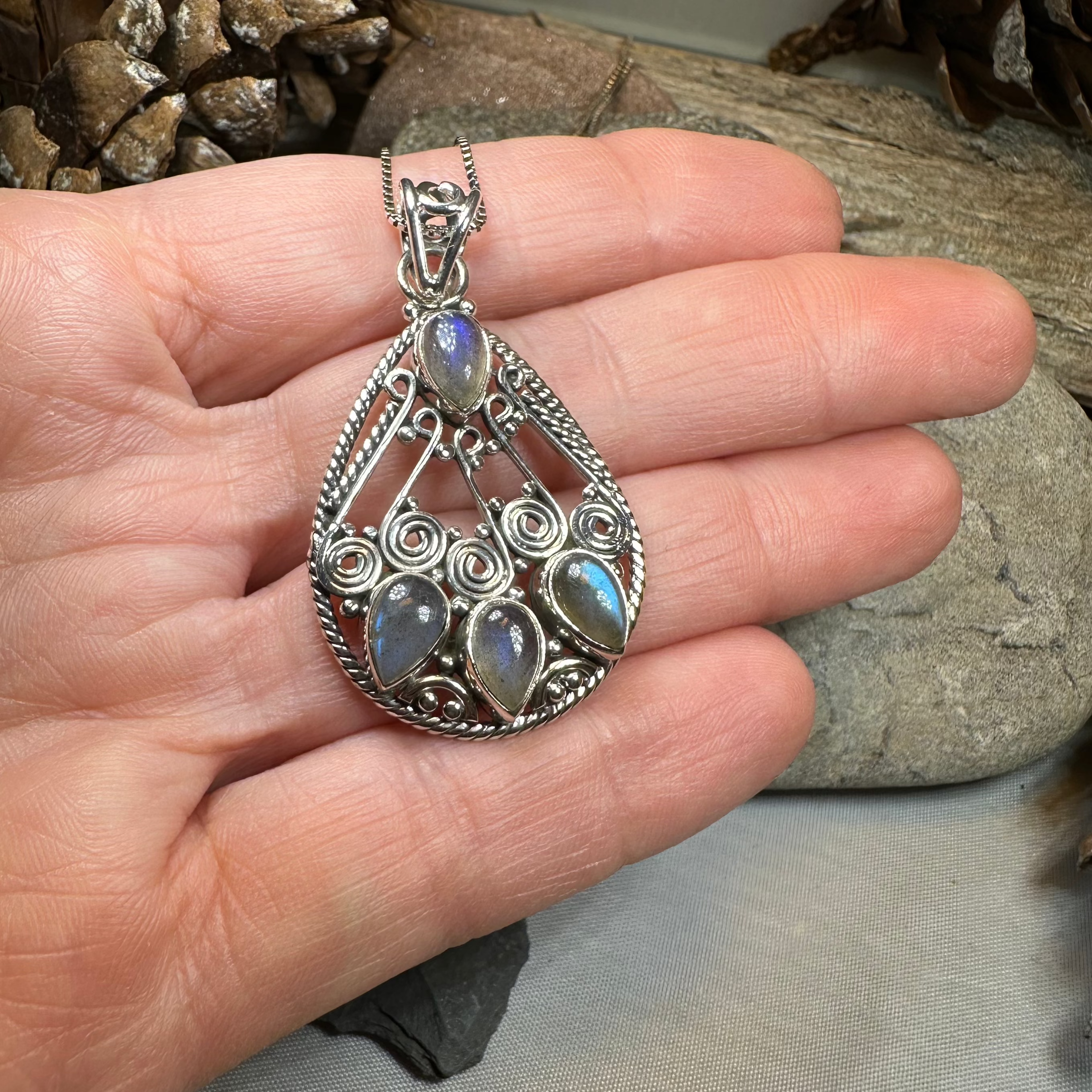 Sechnall Celtic Spiral Necklace