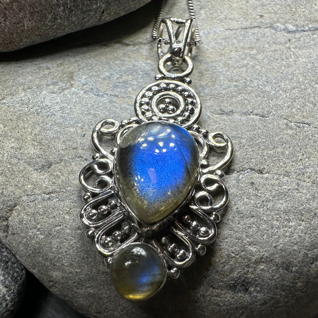 Fiona Labradorite Necklace