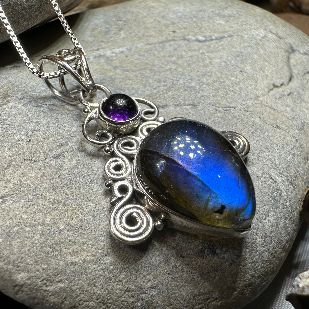 Blaise Labradorite Necklace