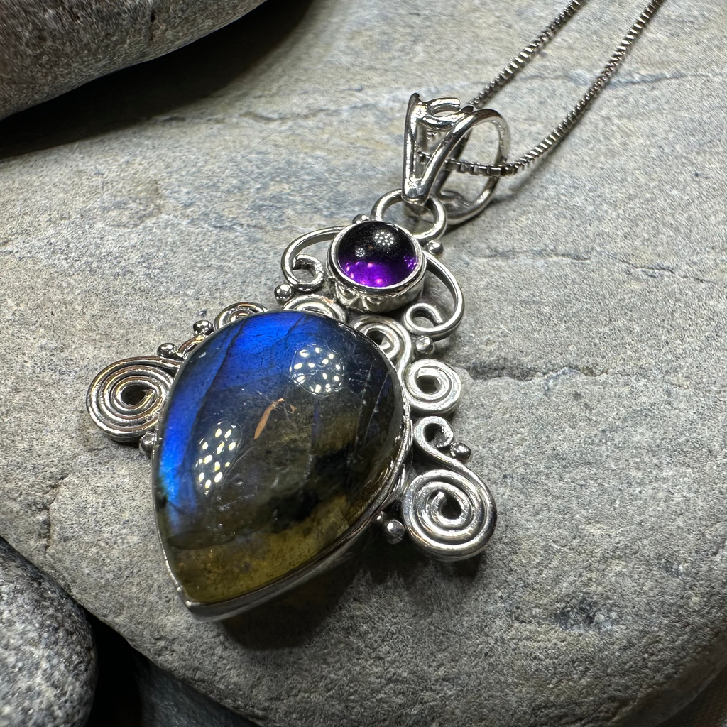 Blaise Labradorite Necklace