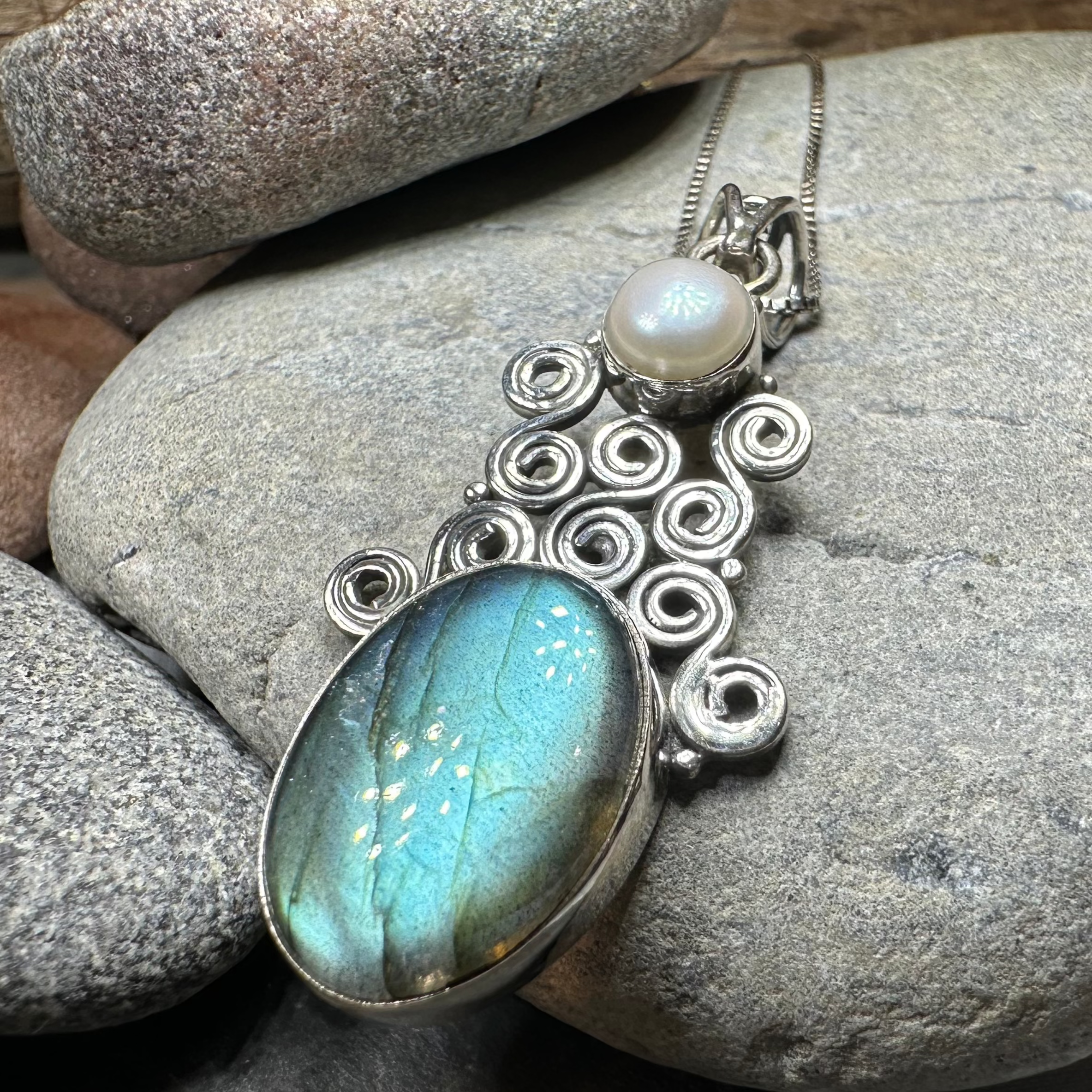 Phoebe Labradorite Necklace