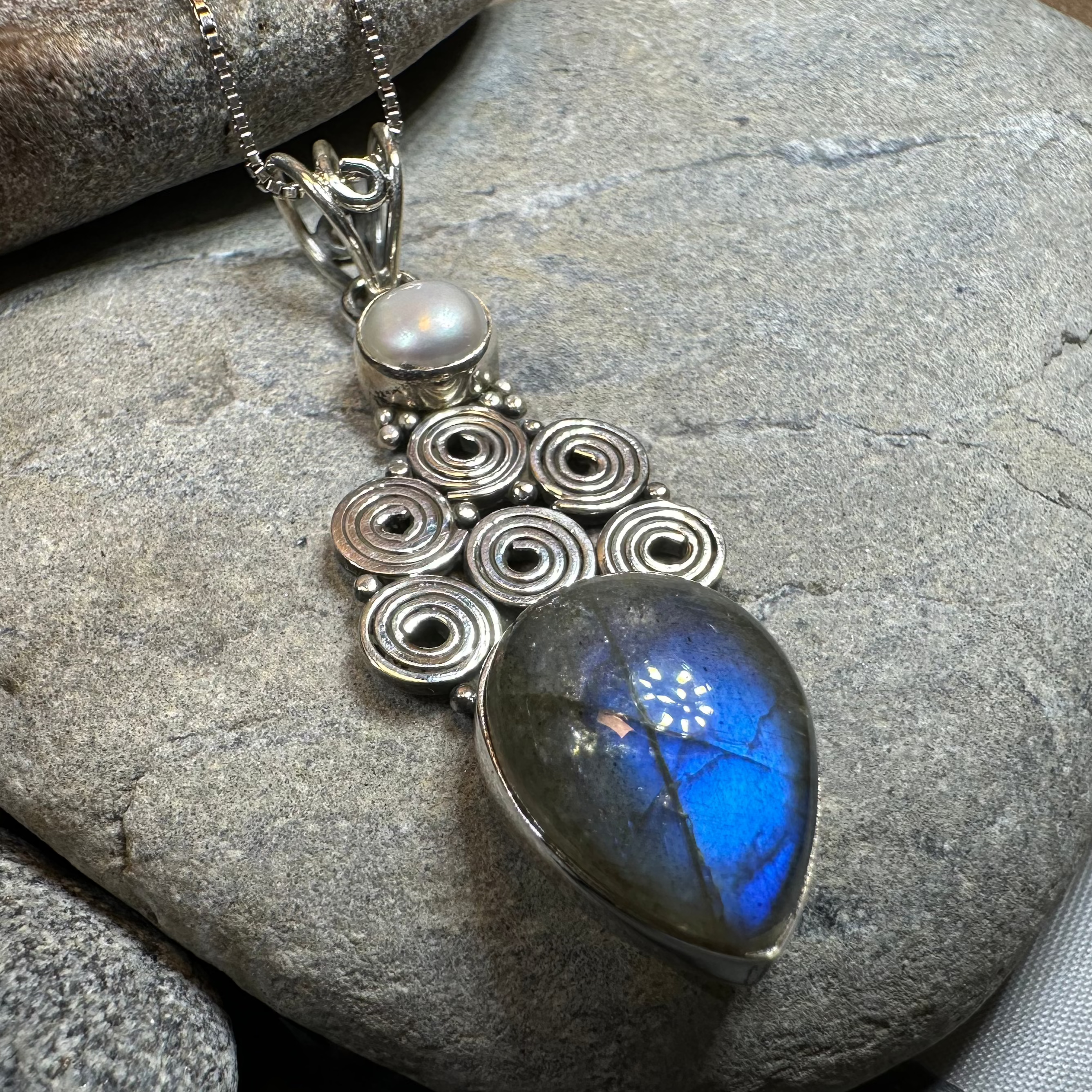 Phoebe Labradorite Necklace