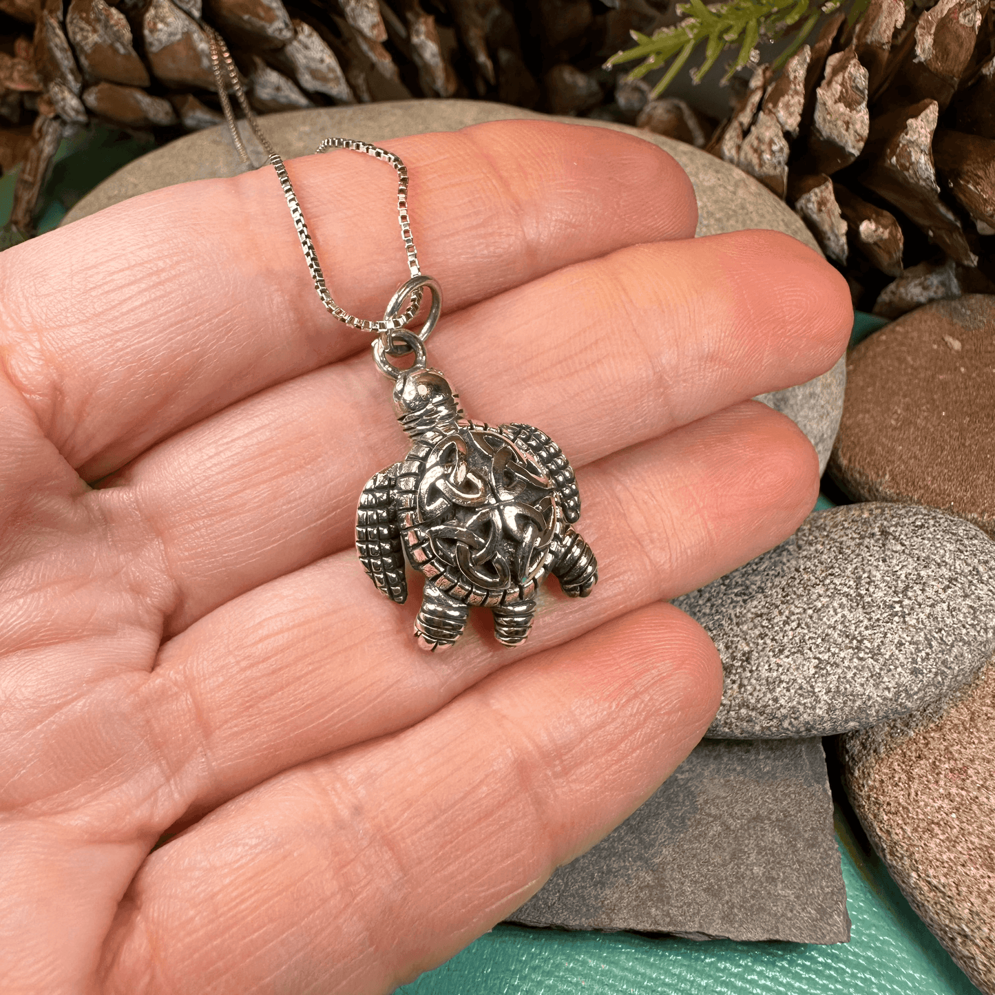 Birte Celtic Turtle Necklace - 18