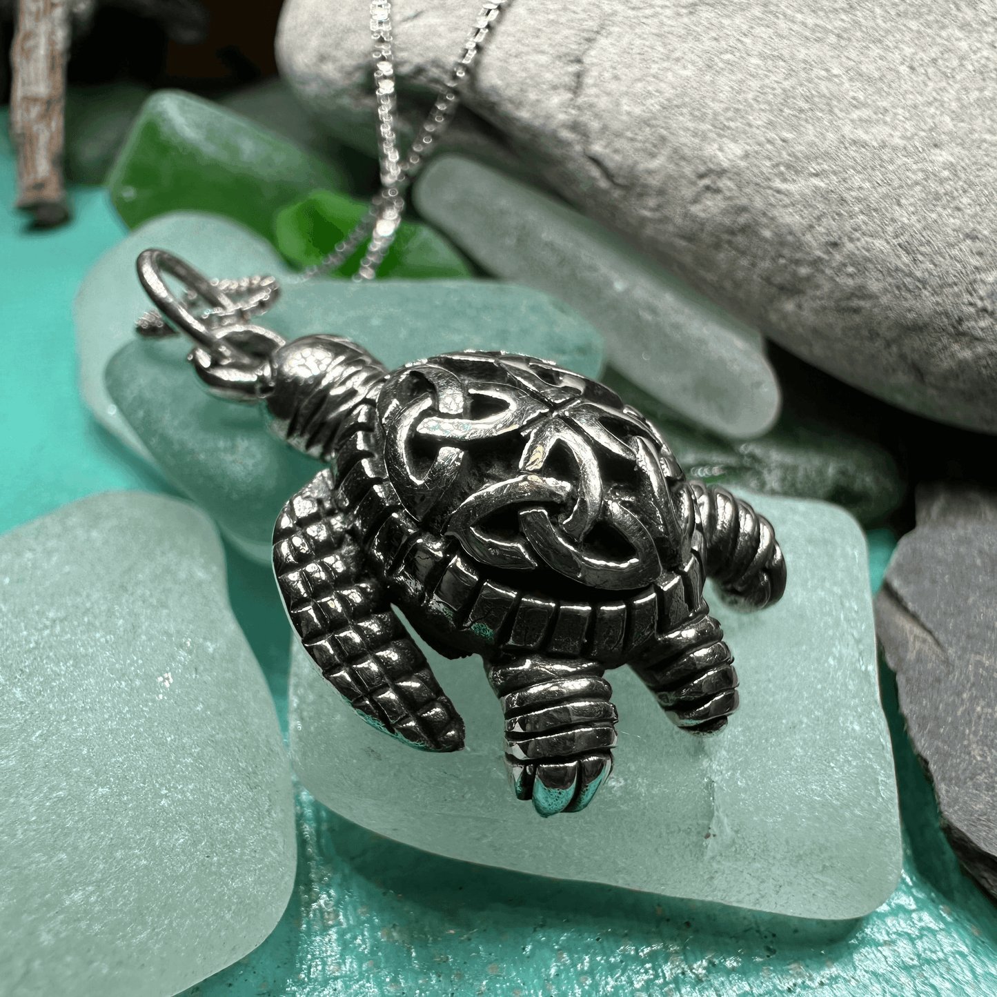 Birte Celtic Turtle Necklace - 18