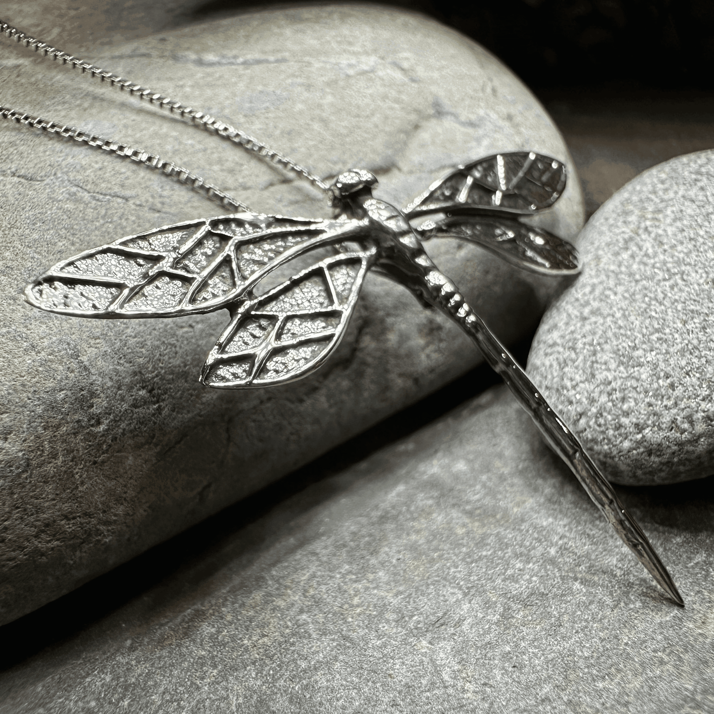 Realistic Dragonfly Necklace - 18