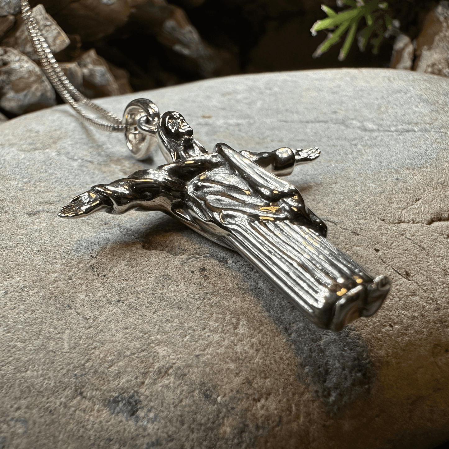 Christ the Redeemer Cross Necklace - 18