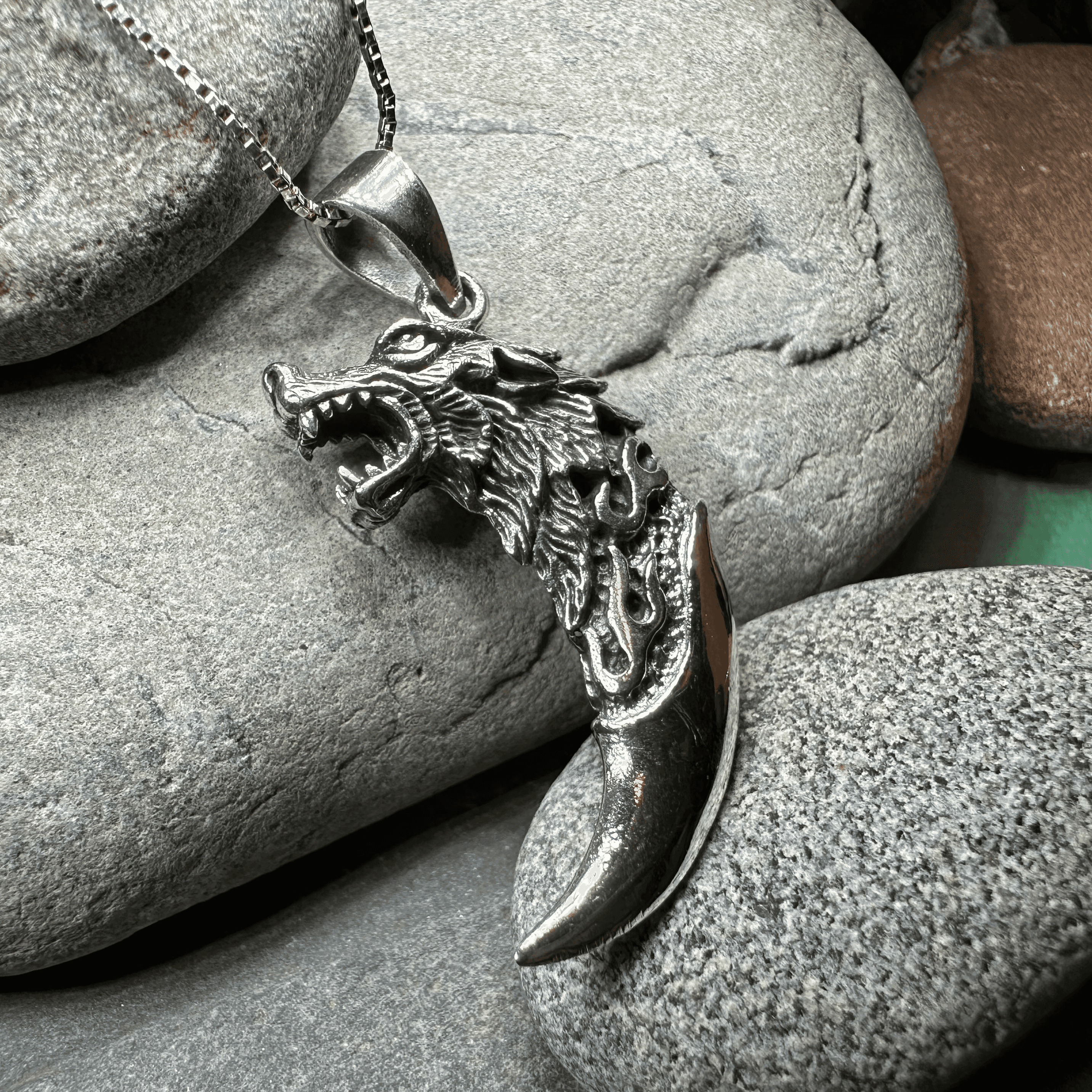 Wolf Claw Necklace - 
