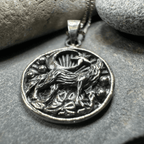 Oíche Wolf Necklace - 