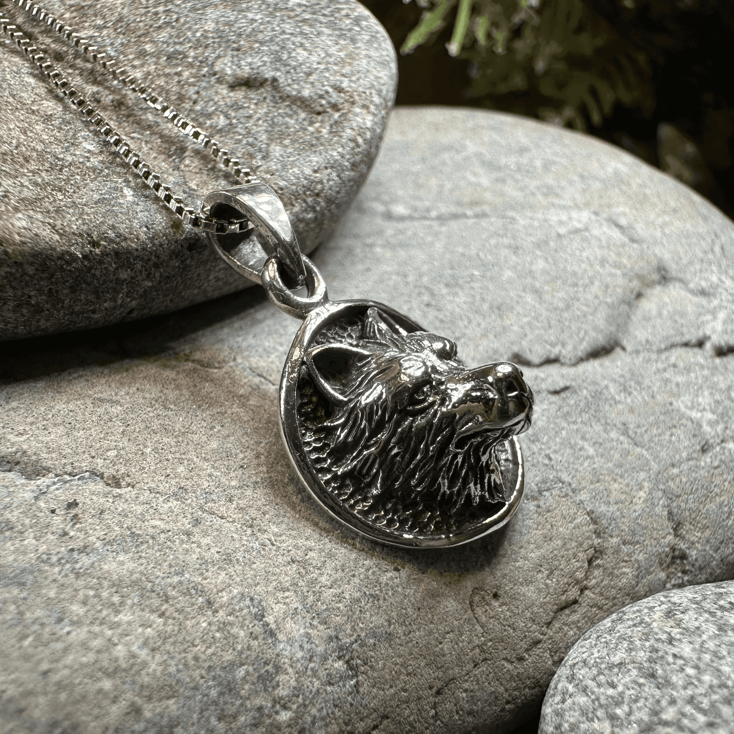 3-D Wolf Necklace - 