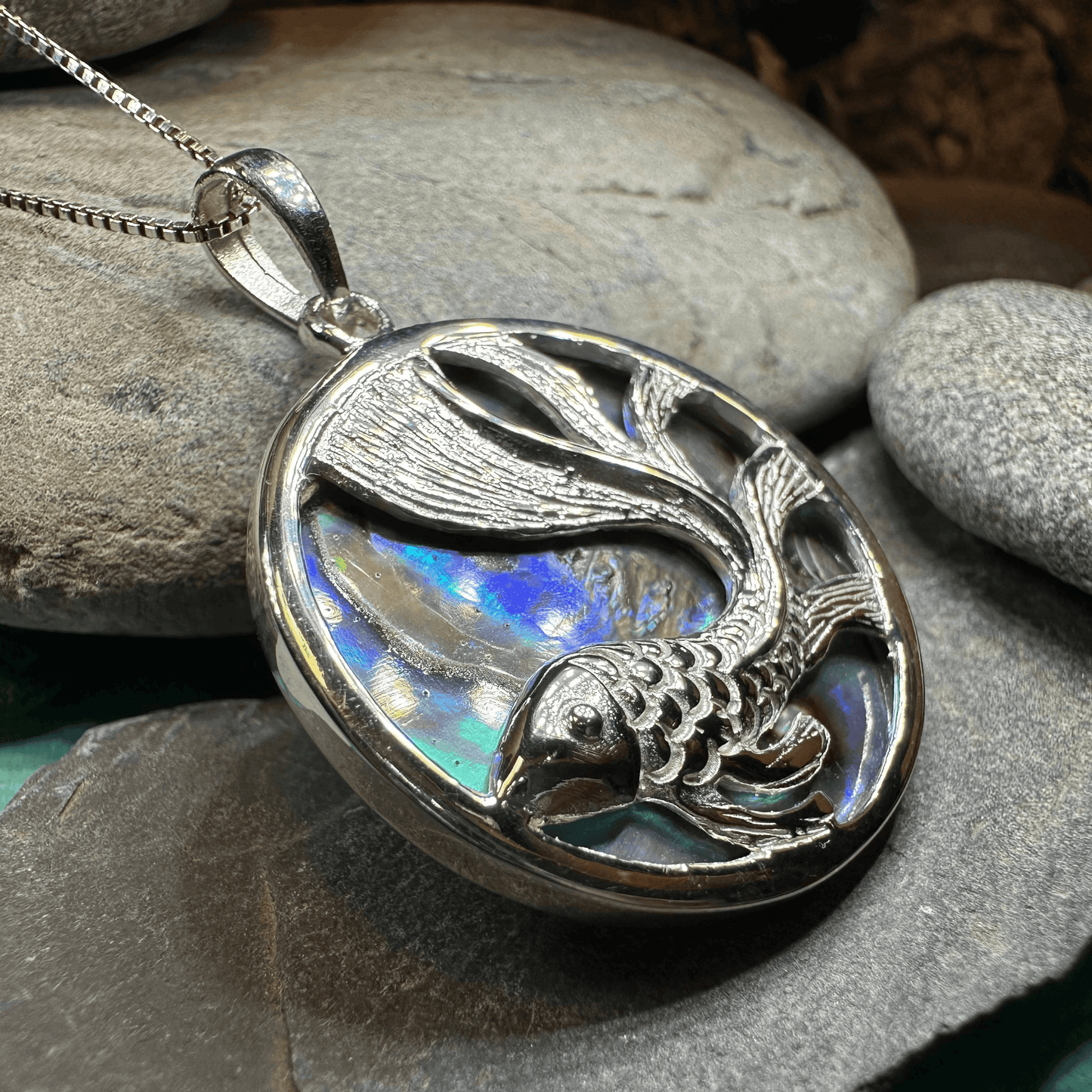 Abalone Koi Fish Necklace - abalone shell / 18