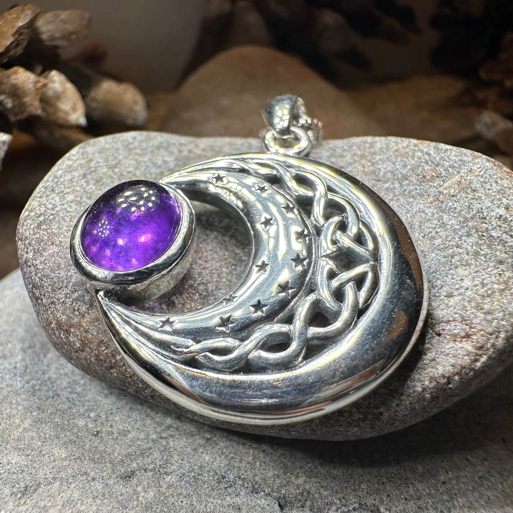 Dianthe Celtic Moon Necklace
