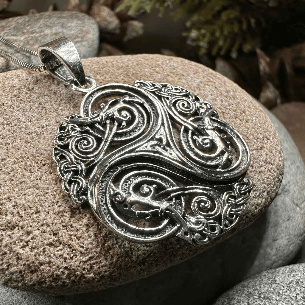 Acutus Triskele Dragon Necklace - 18