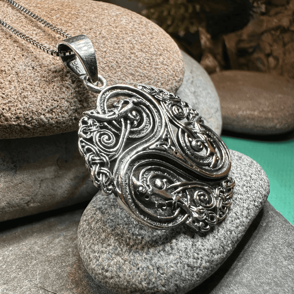 Acutus Triskele Dragon Necklace - 18