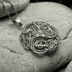 Acutus Triskele Dragon Necklace - 18