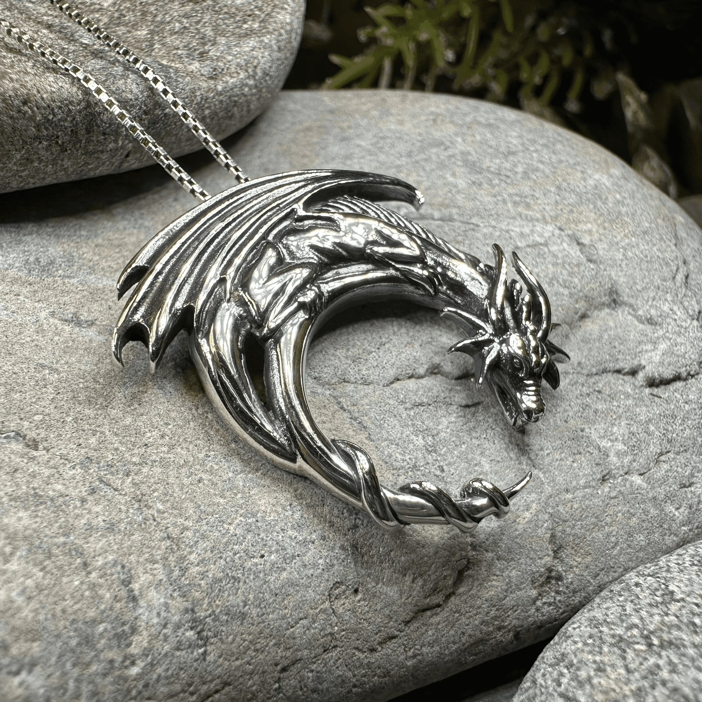 Xerxes Dragon Moon Necklace - 18
