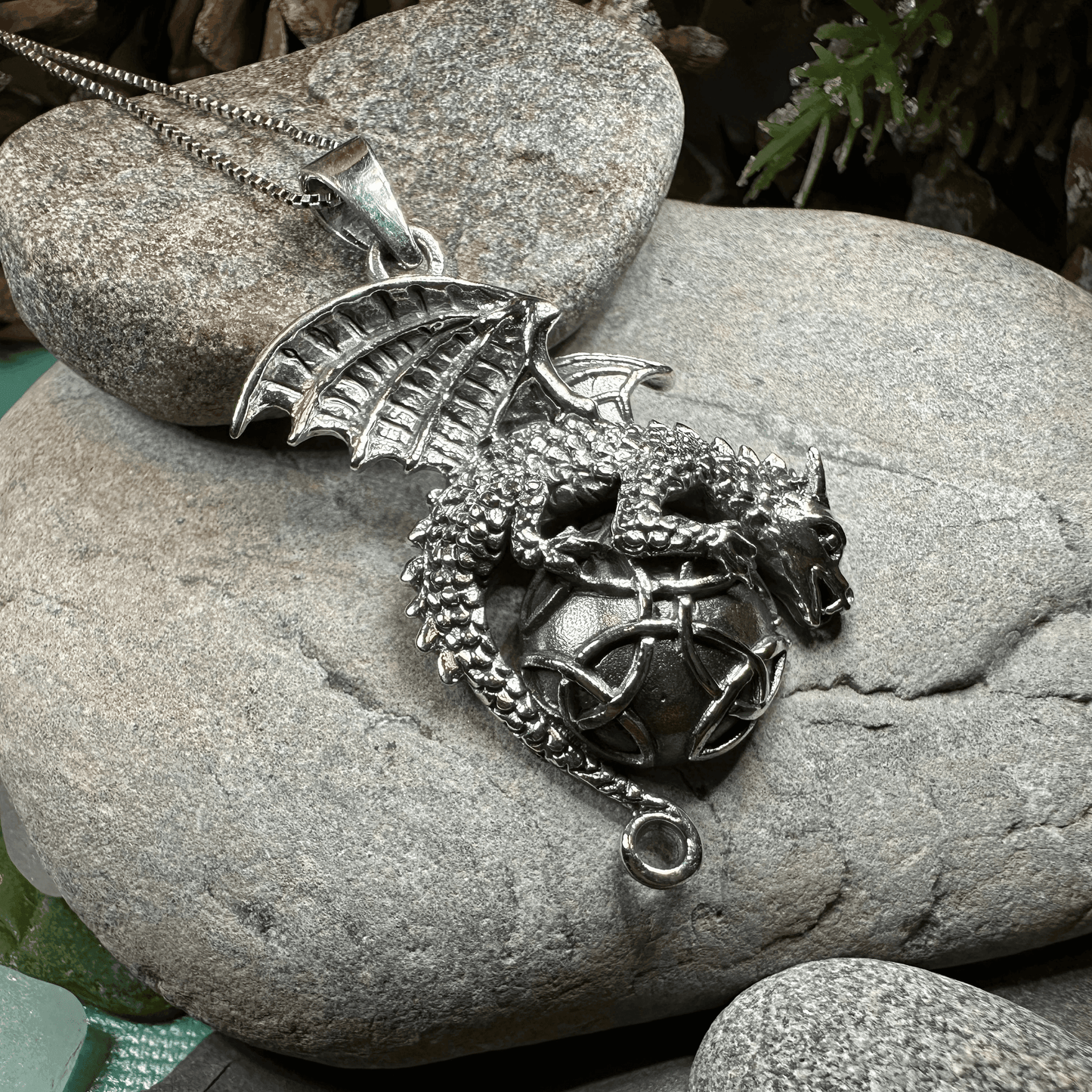 Archion Dragon Moon Necklace - 18