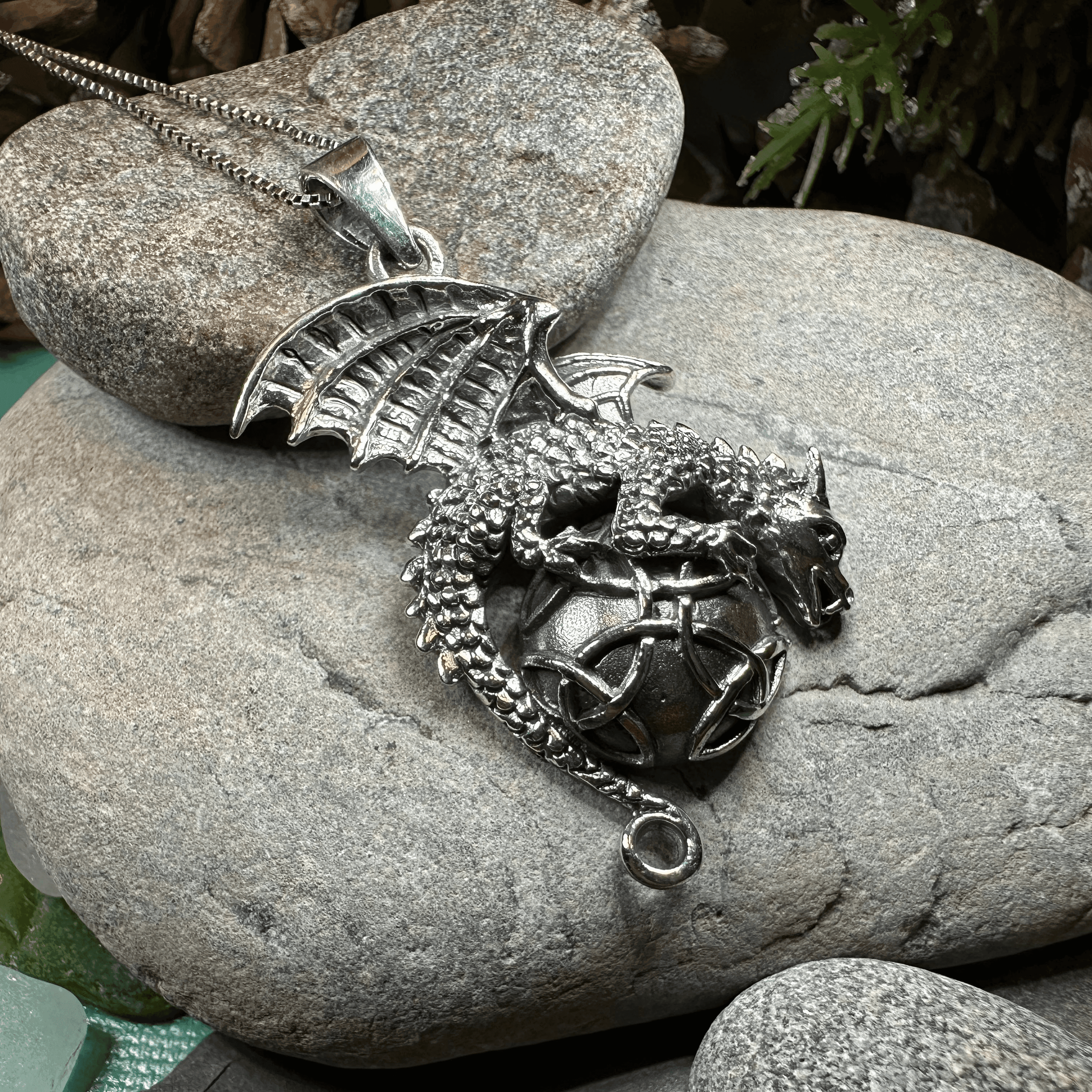 Archion Dragon Moon Necklace - 18
