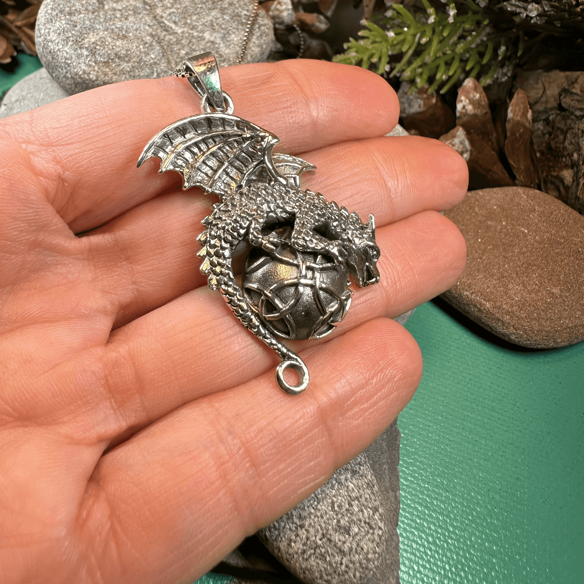 Archion Dragon Moon Necklace - 18