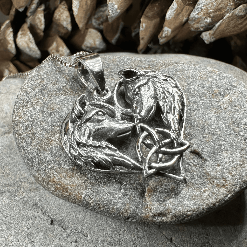 Wolf Lovers Necklace - 18
