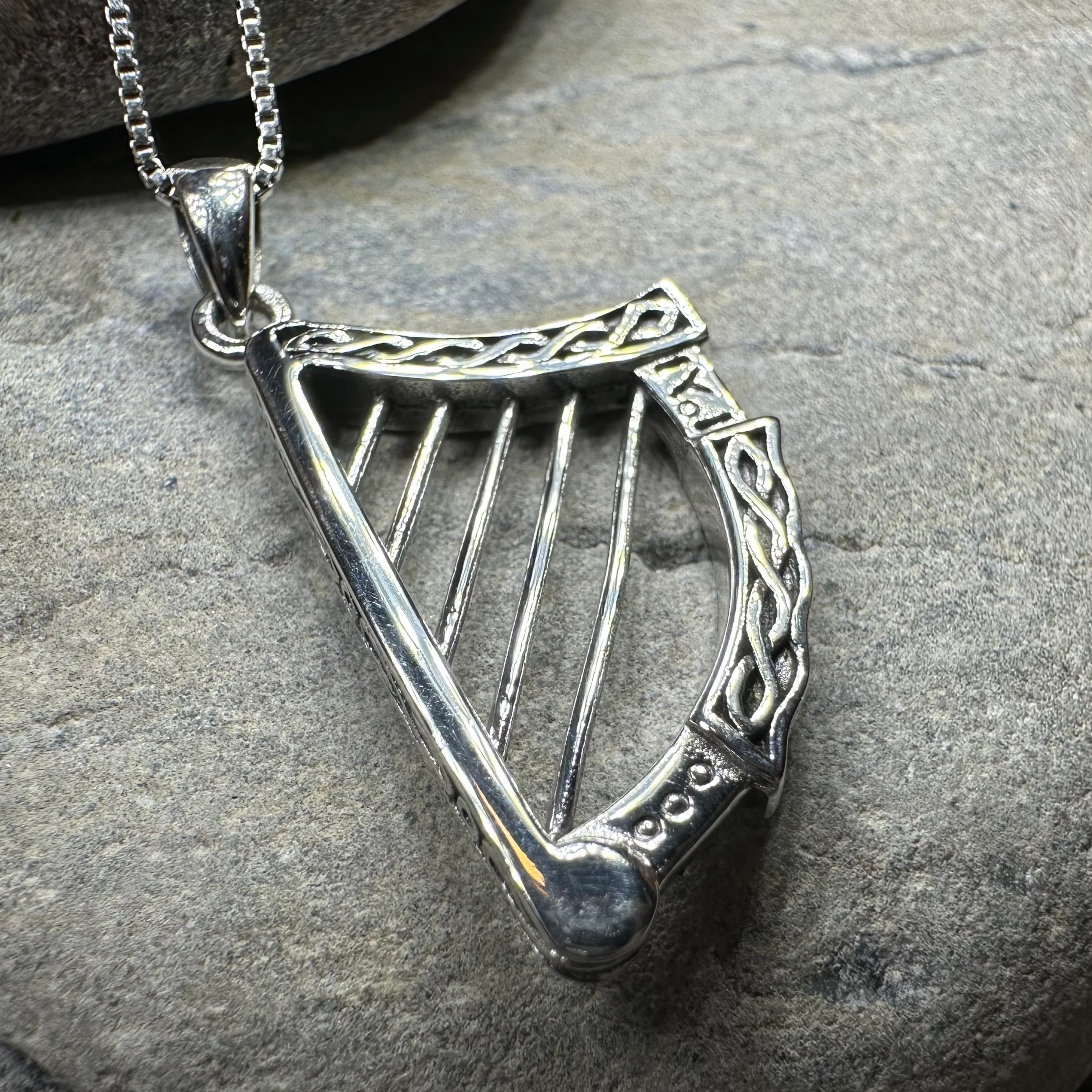 Torlogh Celtic Harp Necklace