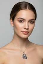 Mac Tíre Wolf Necklace