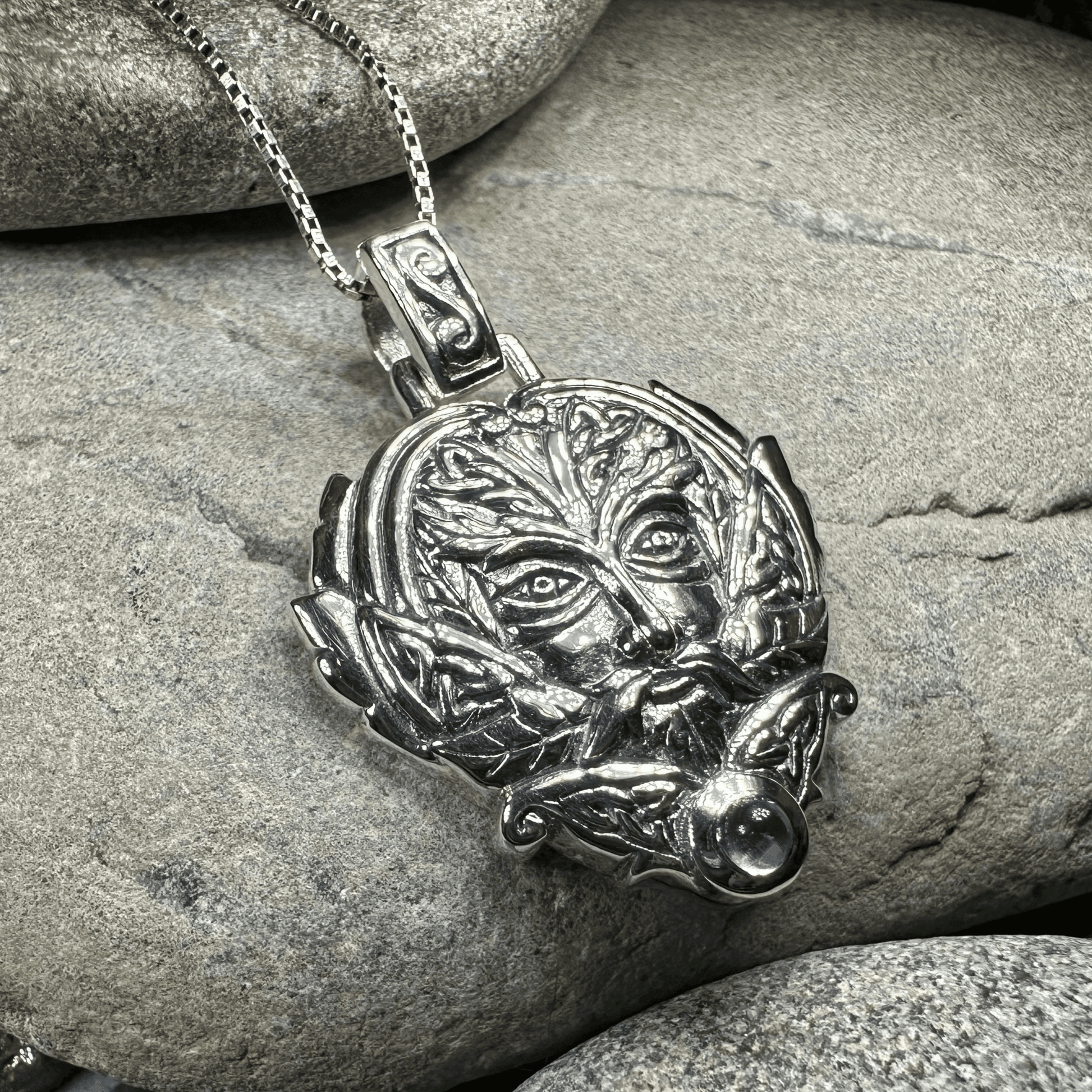 Celtic Oak Green Man Necklace - 18