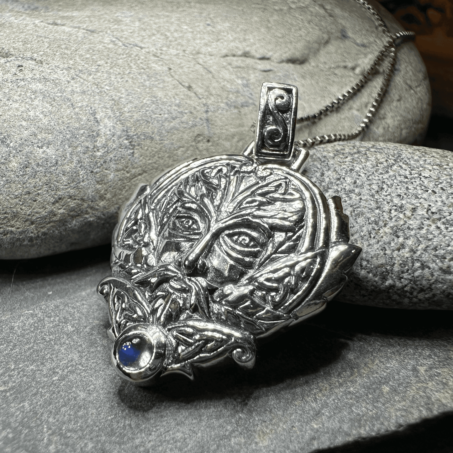 Celtic Oak Green Man Necklace - 18